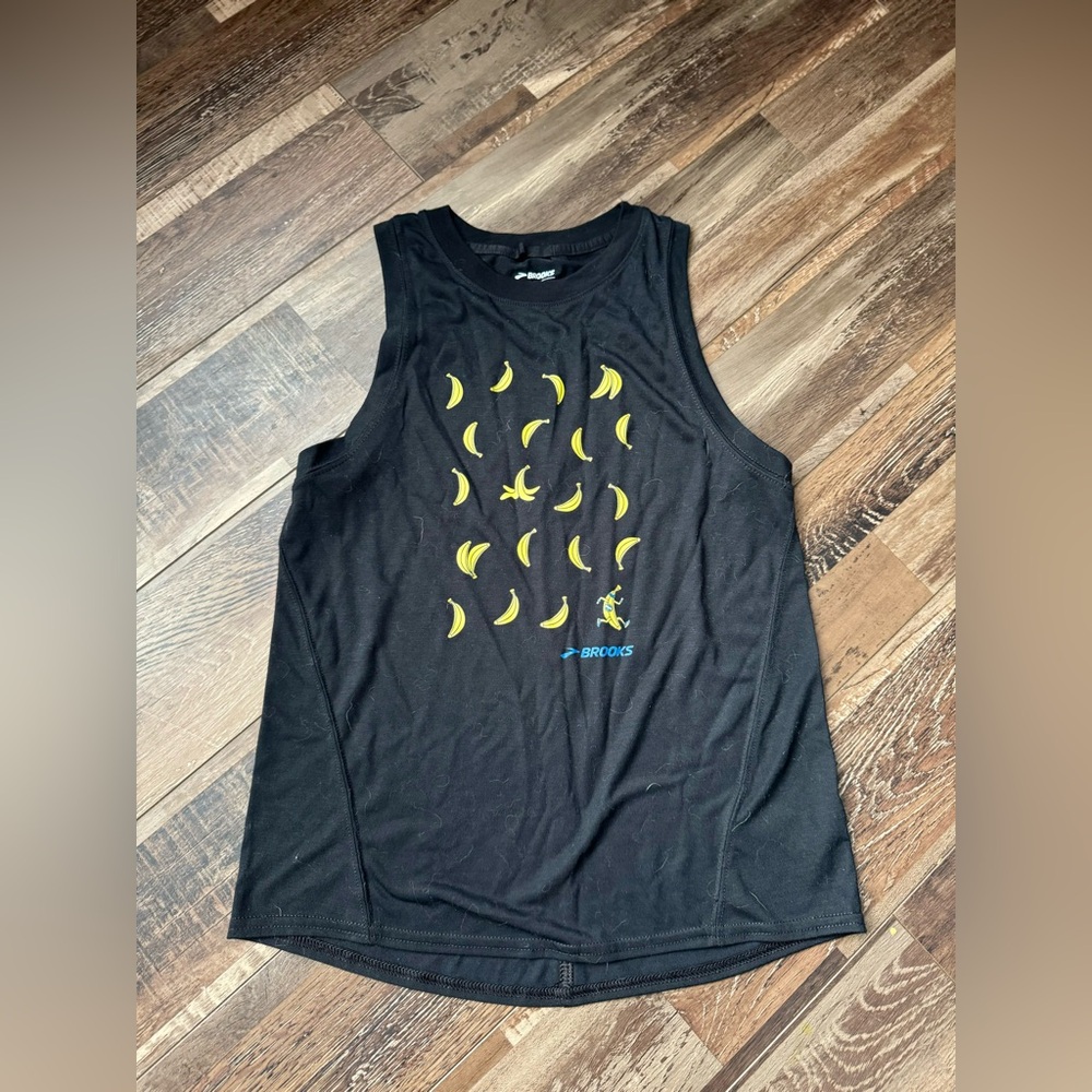 Brooks Banana Distance Tank